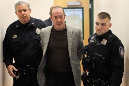Michael Lohan recently got arrested on Monday in Southampton, New York, for verbally and physically abusing his estranged wife,&nbsp;Kate Major.
